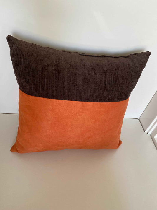 Bruin-Oranje kussen 50x50