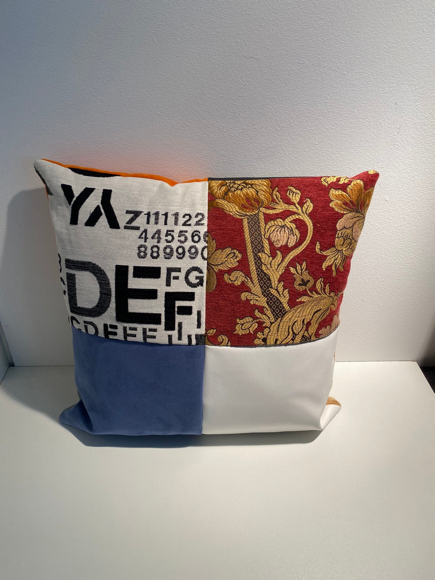 Uniek achtzijdig kussen C 50x50