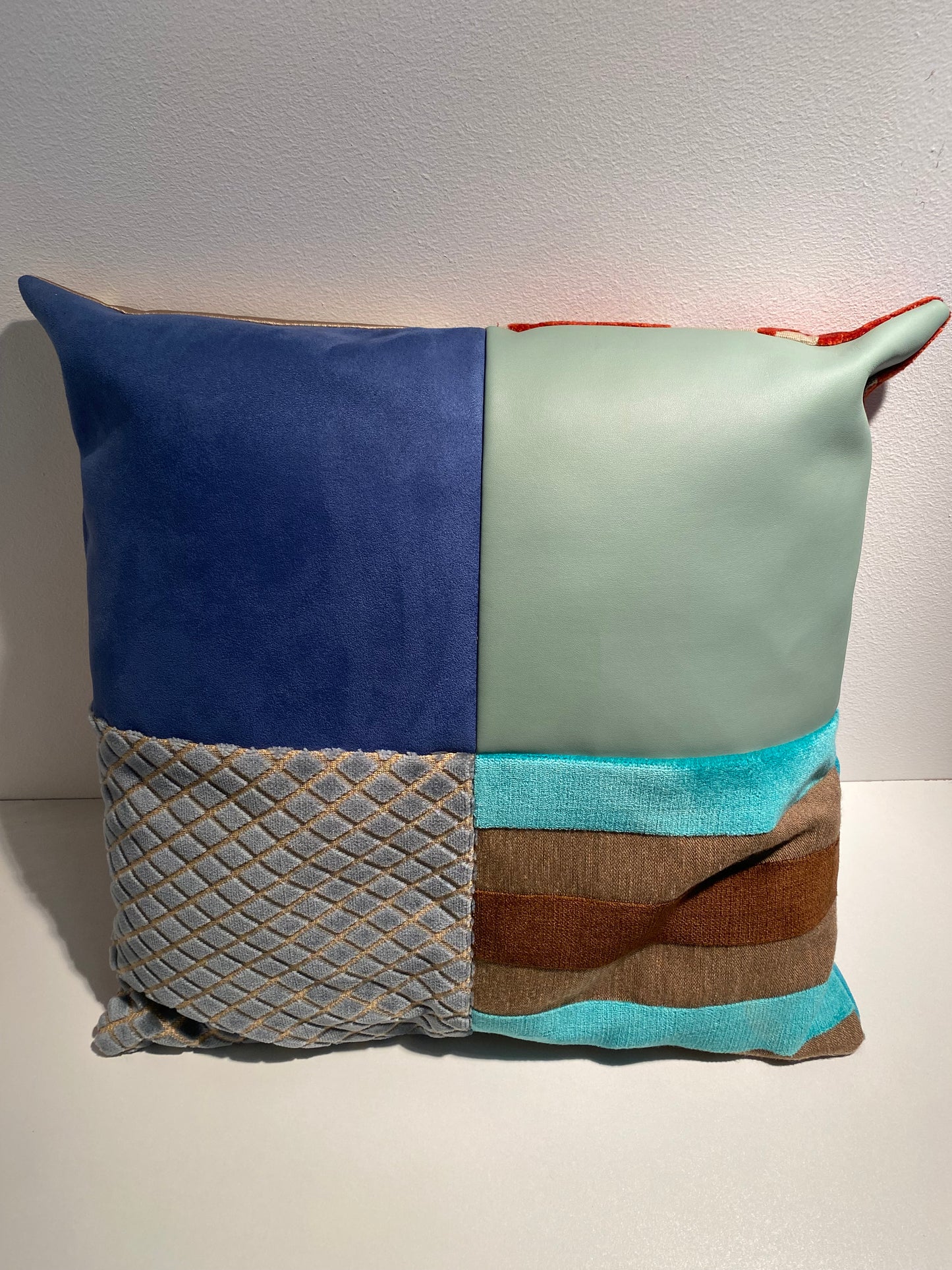 Uniek achtzijdig kussen A 50x50