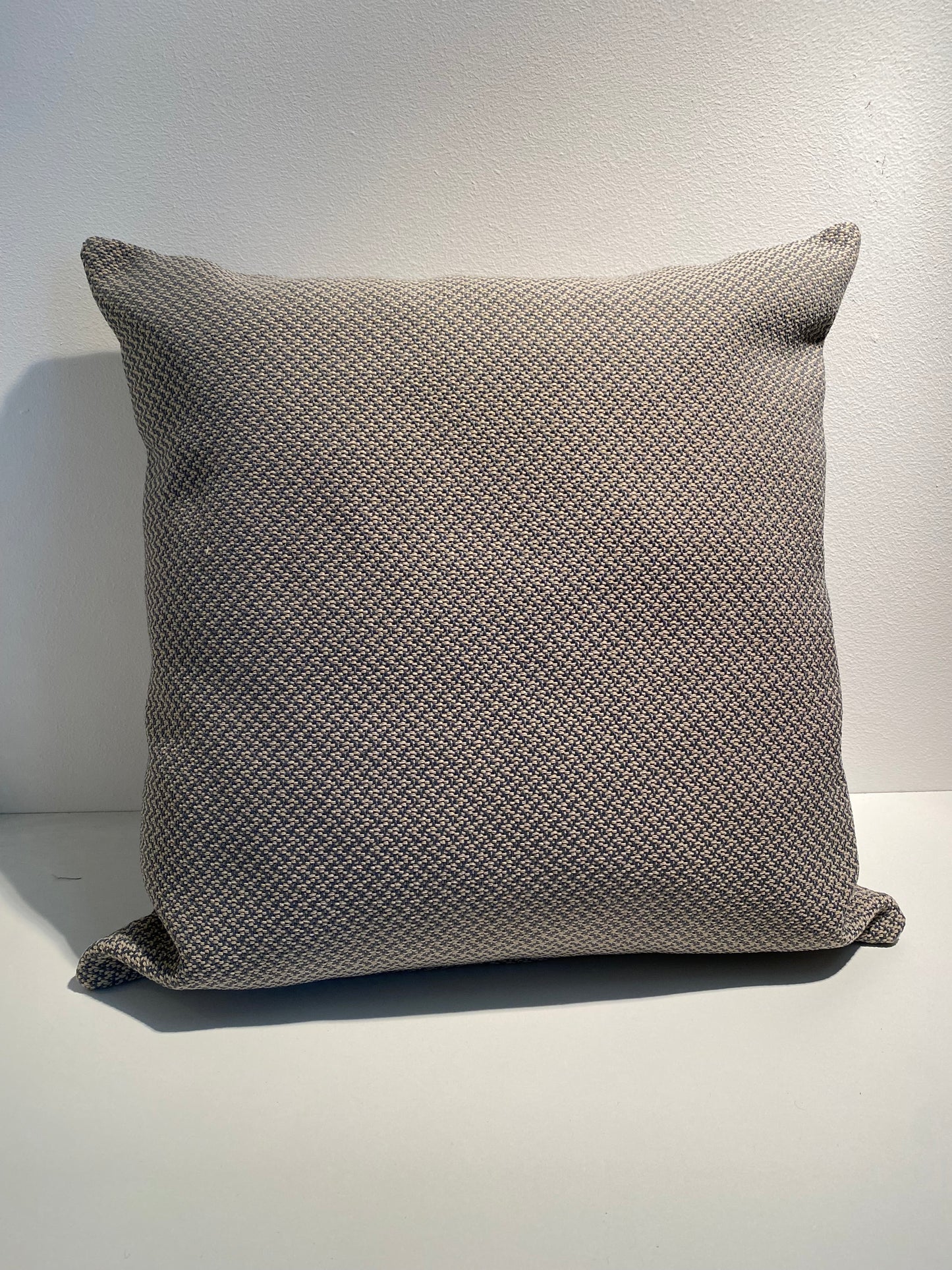 Grijs kussen 50x50 met patroon - Marant Exclusief