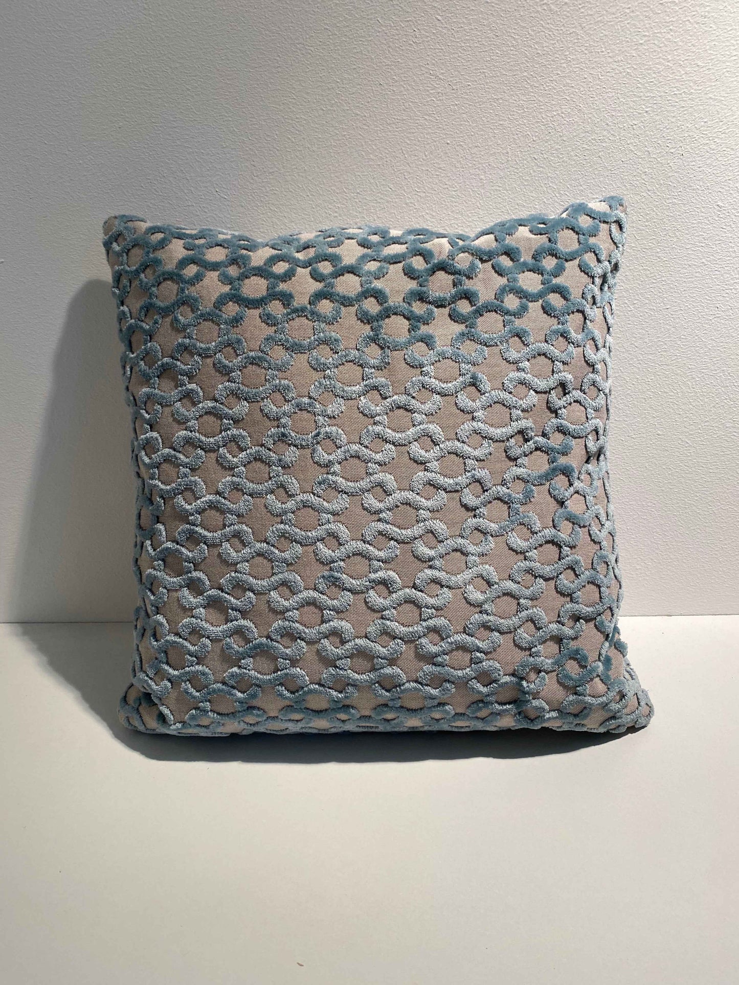 Kussen met blauw patroon 35x35